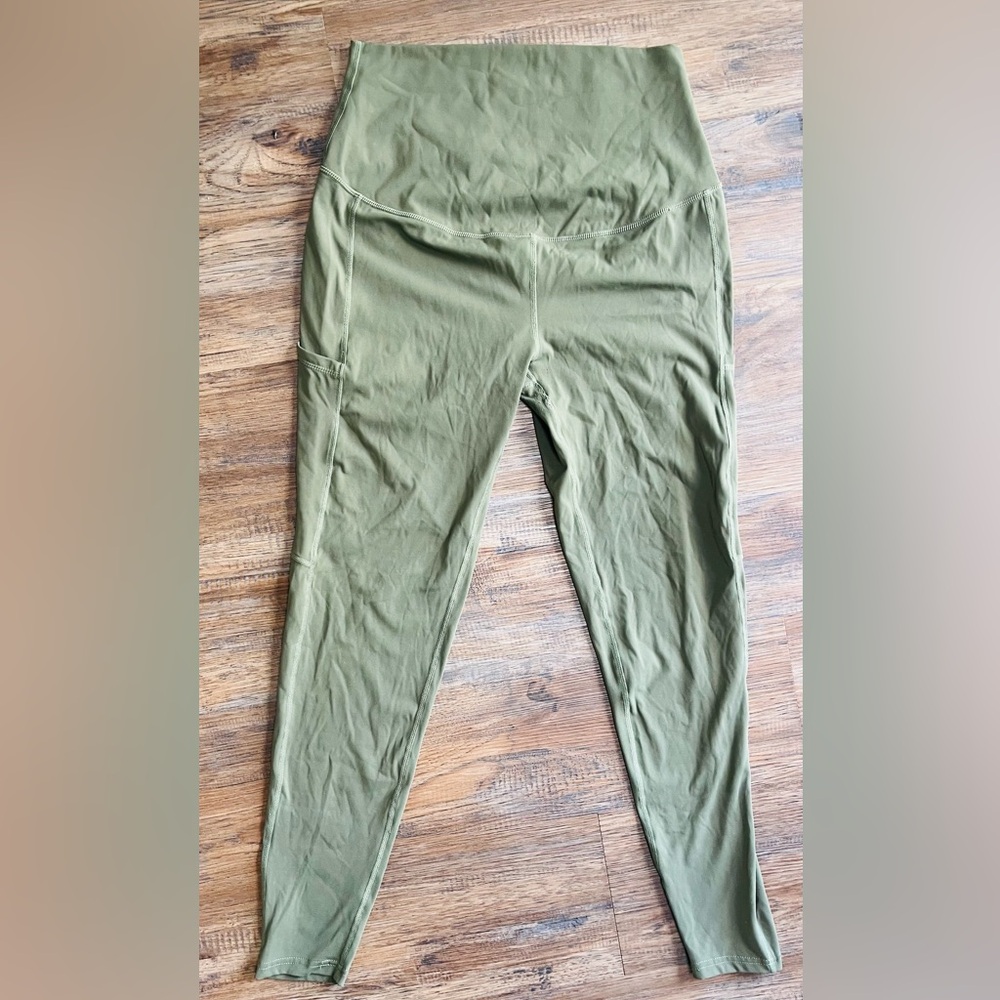 Women’s Maternity L Yoga Pants / Active Leggings with Pockets Army Green